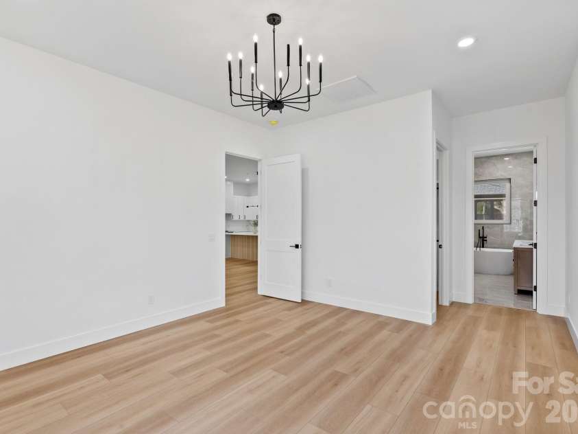 5 Trevs Way, Fletcher, NC 28732.  MLS# CAR4337019, YatesRealty ID 4641. 