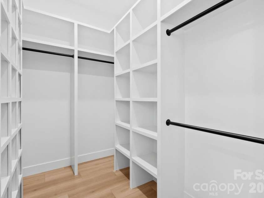 5 Trevs Way, Fletcher, NC 28732.  MLS# CAR4337019, YatesRealty ID 4641. 