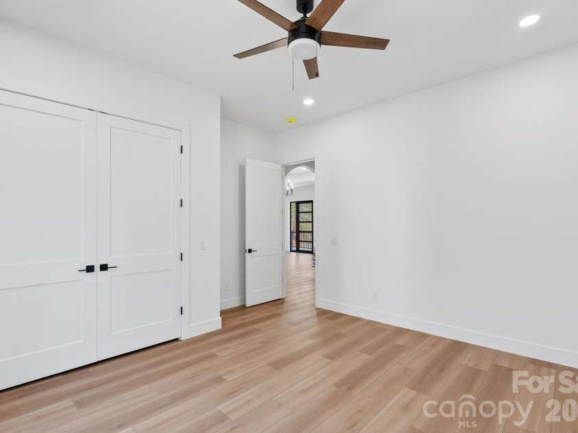 5 Trevs Way, Fletcher, NC 28732.  MLS# CAR4337019, YatesRealty ID 4641. 