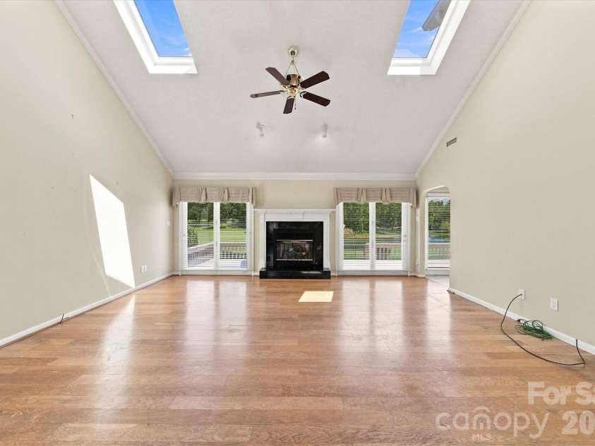 3823 ROCK BRIDGE Drive, Conover, NC 28613.  MLS# CAR4417507, YatesRealty ID 46411. 
