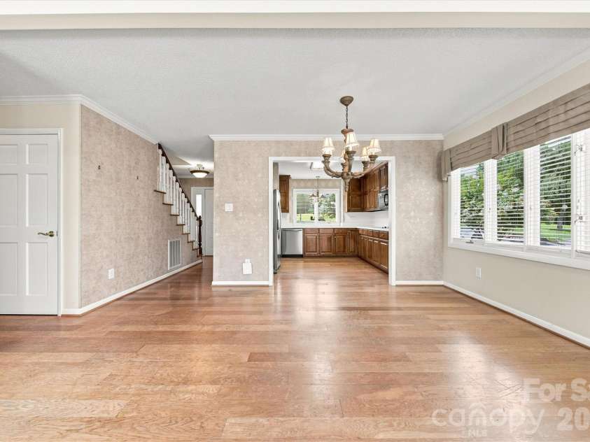 3823 ROCK BRIDGE Drive, Conover, NC 28613.  MLS# CAR4417507, YatesRealty ID 46411. 