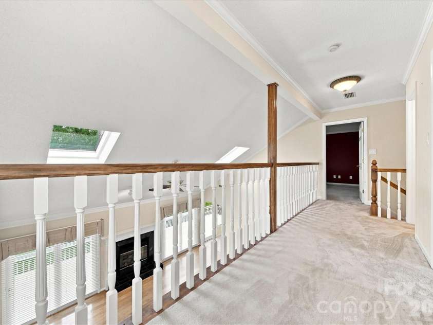3823 ROCK BRIDGE Drive, Conover, NC 28613.  MLS# CAR4417507, YatesRealty ID 46411. 