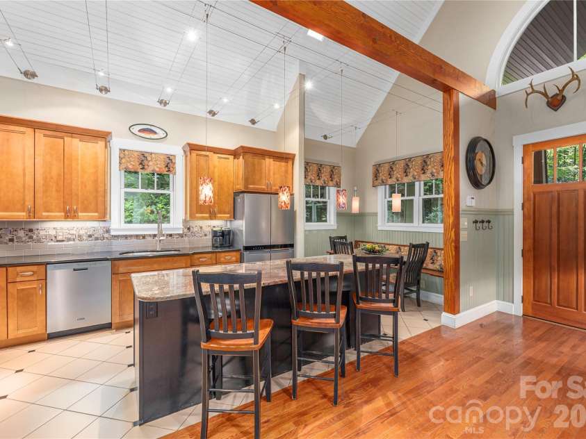 35 Flint Ridge Road, Bryson City, NC 28713.  MLS# CAR4410235, YatesRealty ID 46412. 
