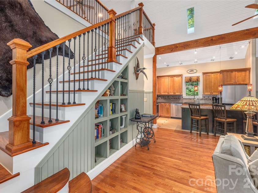 35 Flint Ridge Road, Bryson City, NC 28713.  MLS# CAR4410235, YatesRealty ID 46412. 