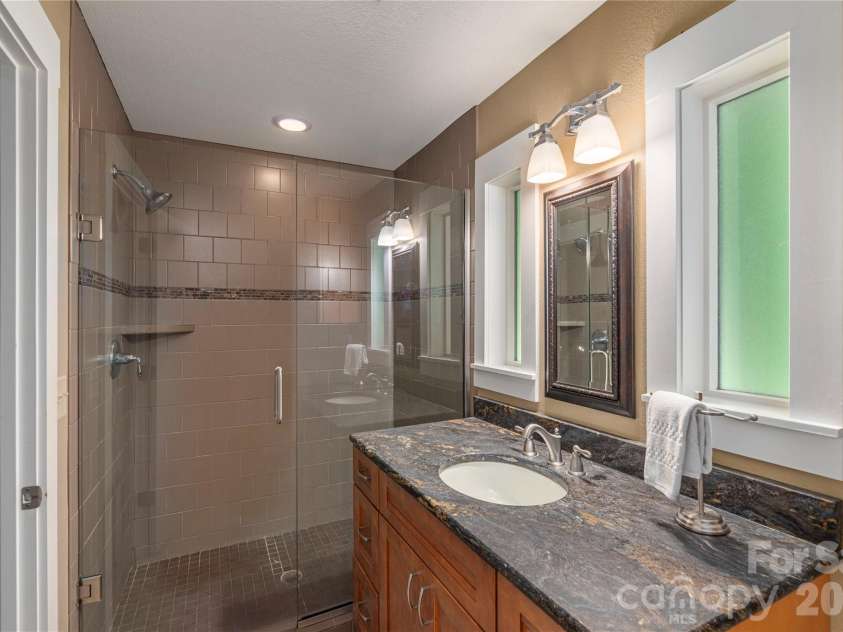35 Flint Ridge Road, Bryson City, NC 28713.  MLS# CAR4410235, YatesRealty ID 46412. 