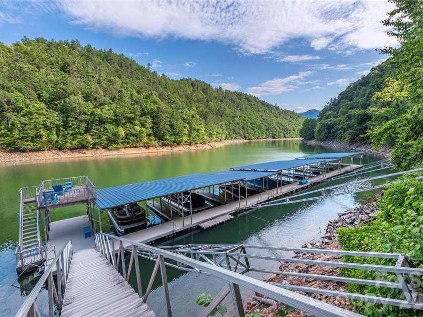 35 Flint Ridge Road, Bryson City, NC 28713.  MLS# CAR4410235, YatesRealty ID 46412. 