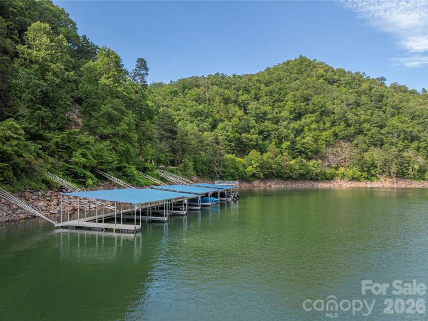 35 Flint Ridge Road, Bryson City, NC 28713.  MLS# CAR4410235, YatesRealty ID 46412. 