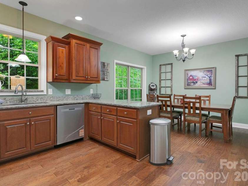 62 Pine Hill Drive, Brevard, NC 28712.  MLS# CAR4415644, YatesRealty ID 46413. 