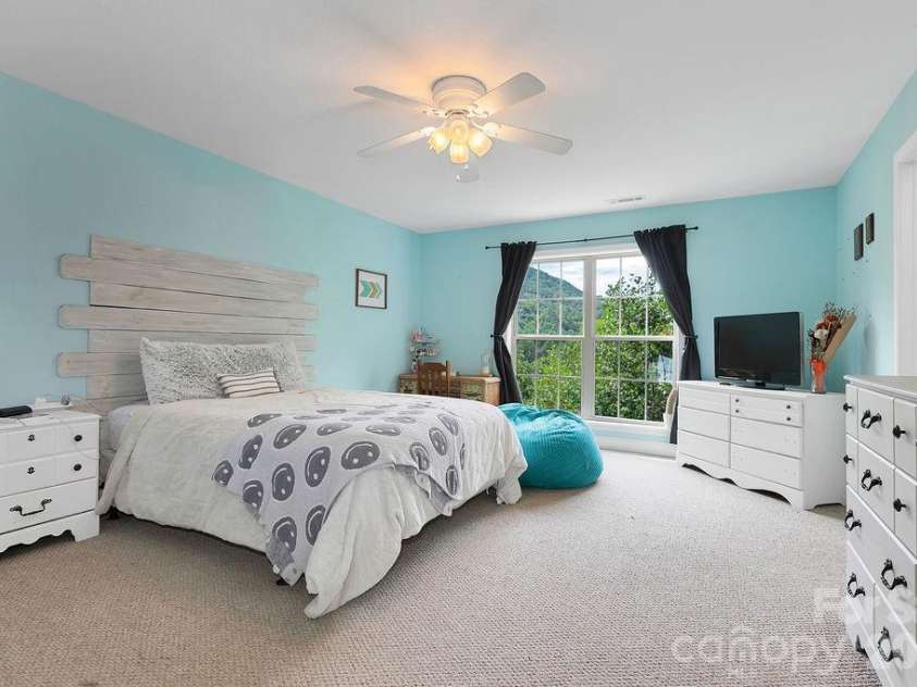 62 Pine Hill Drive, Brevard, NC 28712.  MLS# CAR4415644, YatesRealty ID 46413. 