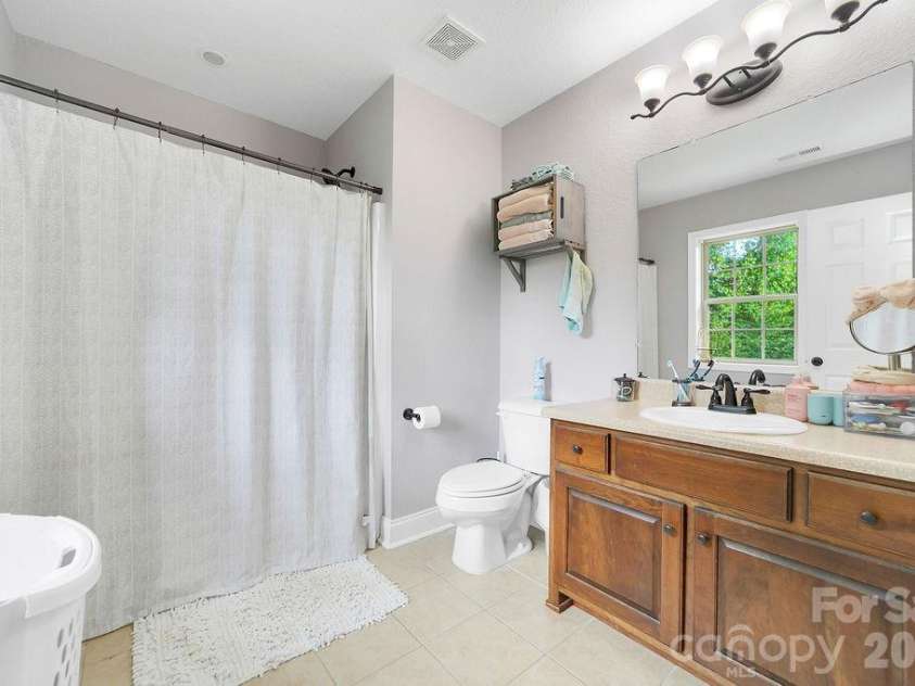 62 Pine Hill Drive, Brevard, NC 28712.  MLS# CAR4415644, YatesRealty ID 46413. 