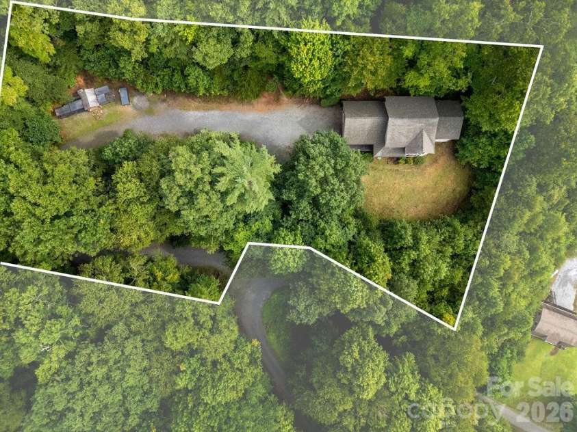 62 Pine Hill Drive, Brevard, NC 28712.  MLS# CAR4415644, YatesRealty ID 46413. 