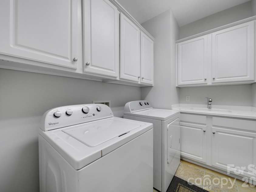 9219 Whistling Straits Drive, Indian Land, SC 29707.  MLS# CAR4417398, YatesRealty ID 46414. 