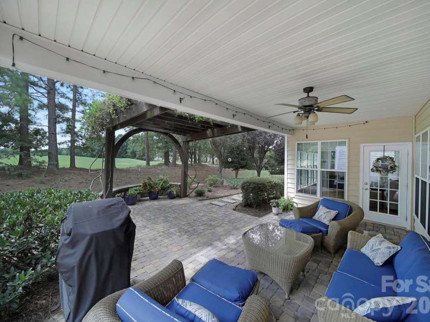 9219 Whistling Straits Drive, Indian Land, SC 29707.  MLS# CAR4417398, YatesRealty ID 46414. 