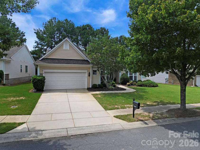 9219 Whistling Straits Drive, Indian Land, SC 29707.  MLS# CAR4417398, YatesRealty ID 46414. 
