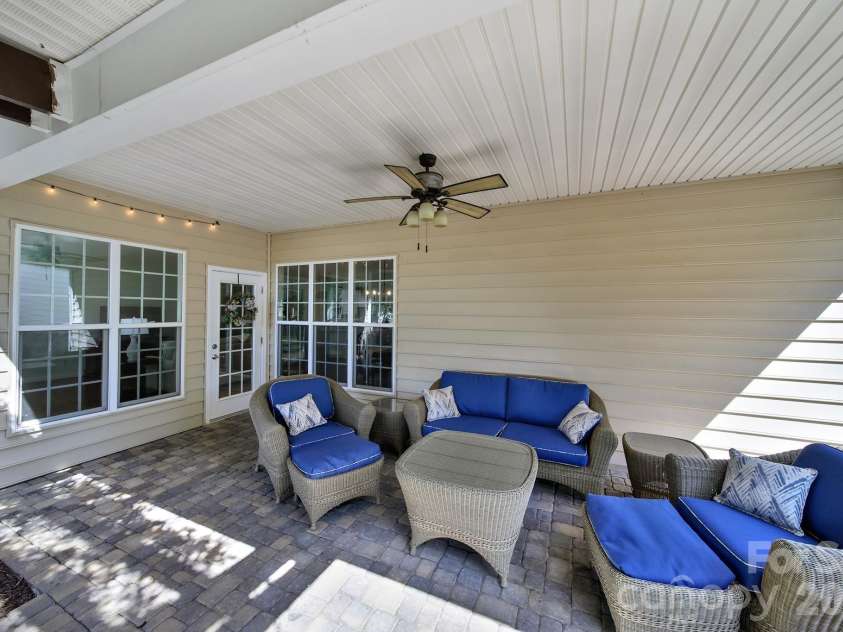 9219 Whistling Straits Drive, Indian Land, SC 29707.  MLS# CAR4417398, YatesRealty ID 46414. 