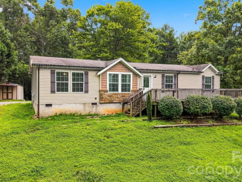 2093 Conley Bumgarner Road, Morganton, NC 28655.  MLS# CAR4417521, YatesRealty ID 46418. 