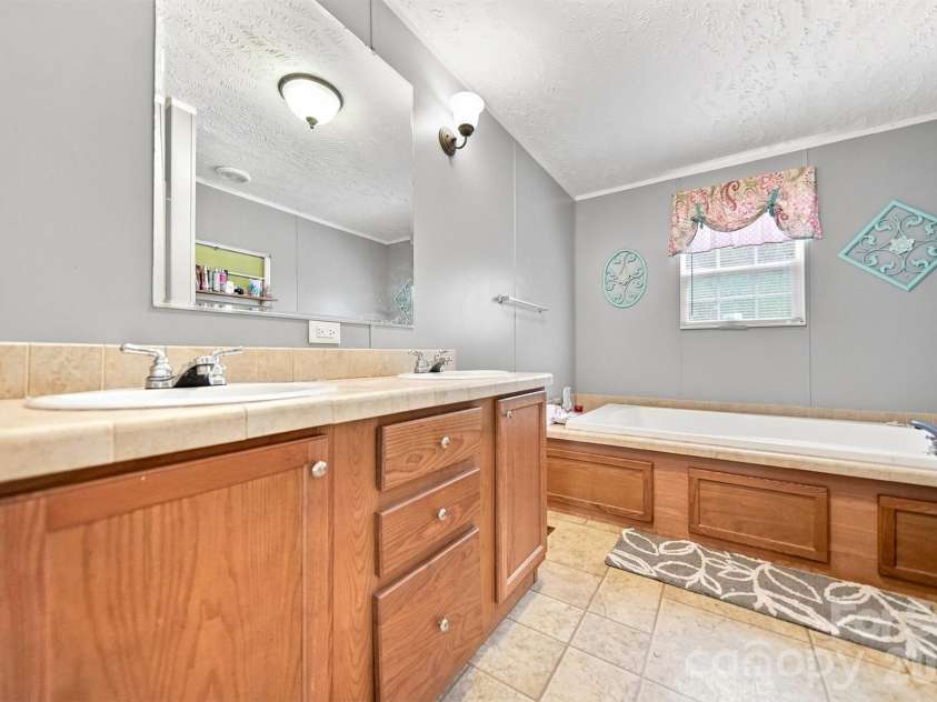 2093 Conley Bumgarner Road, Morganton, NC 28655.  MLS# CAR4417521, YatesRealty ID 46418. 