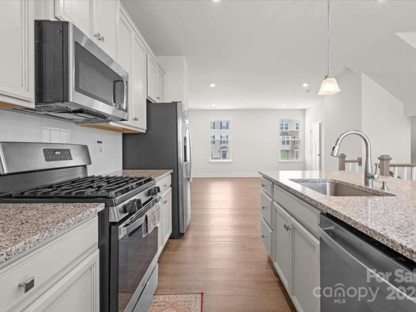 1725 Aspire Street, Charlotte, NC 28262.  MLS# CAR4205926, YatesRealty ID 4642. 