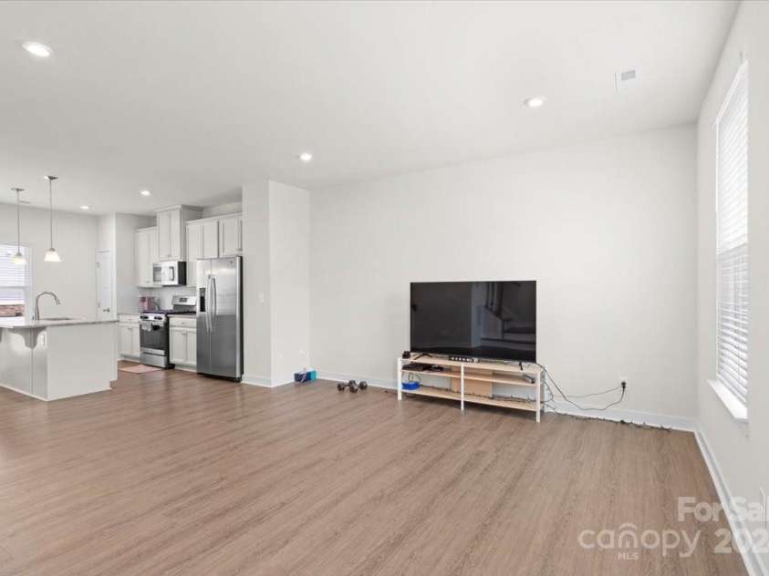 1725 Aspire Street, Charlotte, NC 28262.  MLS# CAR4205926, YatesRealty ID 4642. 