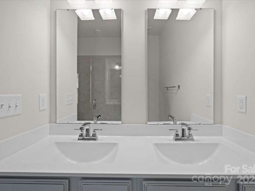 1725 Aspire Street, Charlotte, NC 28262.  MLS# CAR4205926, YatesRealty ID 4642. 