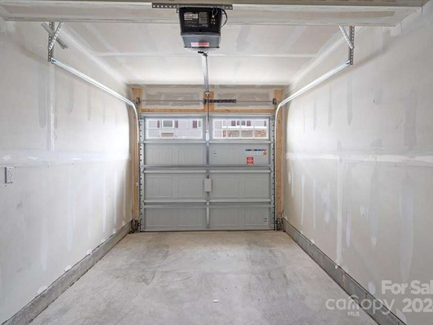 1725 Aspire Street, Charlotte, NC 28262.  MLS# CAR4205926, YatesRealty ID 4642. 