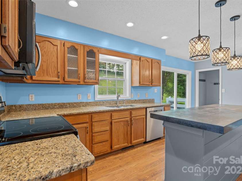 271 Breton Ridge Road, Leicester, NC 28748.  MLS# CAR4284121, YatesRealty ID 4642. Main Level Kitchen