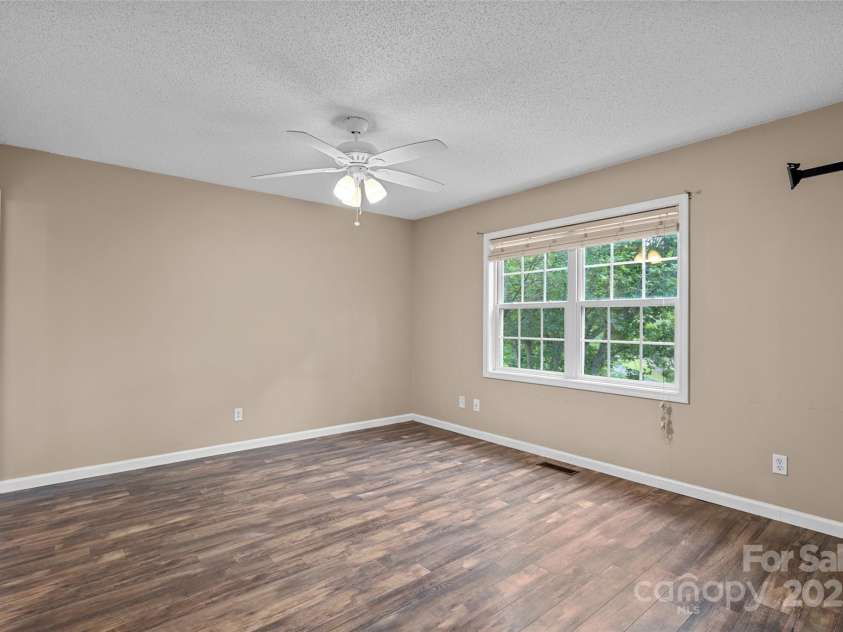 271 Breton Ridge Road, Leicester, NC 28748.  MLS# CAR4284121, YatesRealty ID 4642. Primary Bedroom Main Level