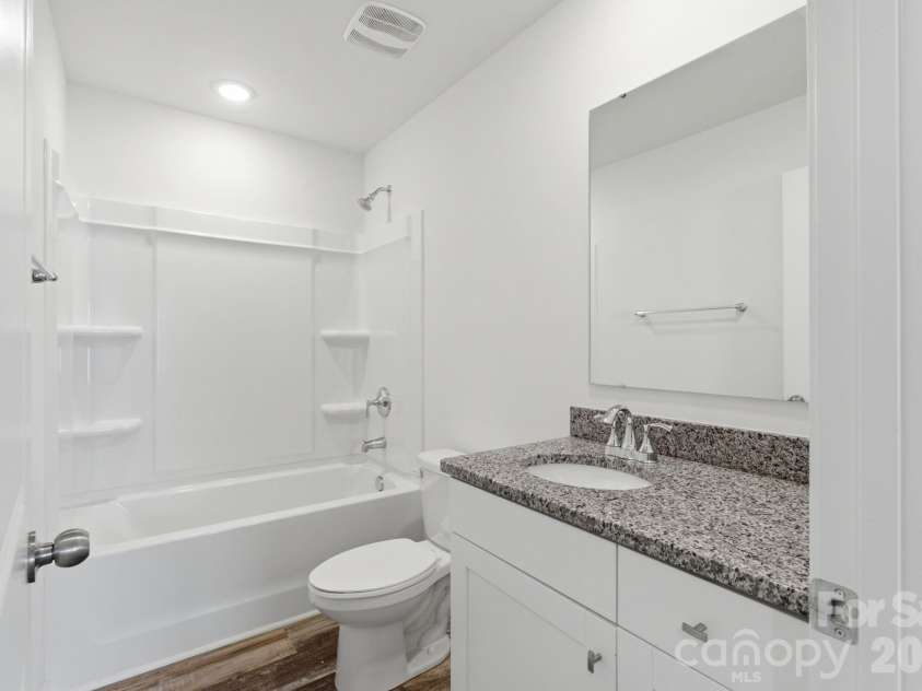 1820 Safriet Road, Statesville, NC 28677.  MLS# CAR4390167, YatesRealty ID 46421. Secondary Bathroom