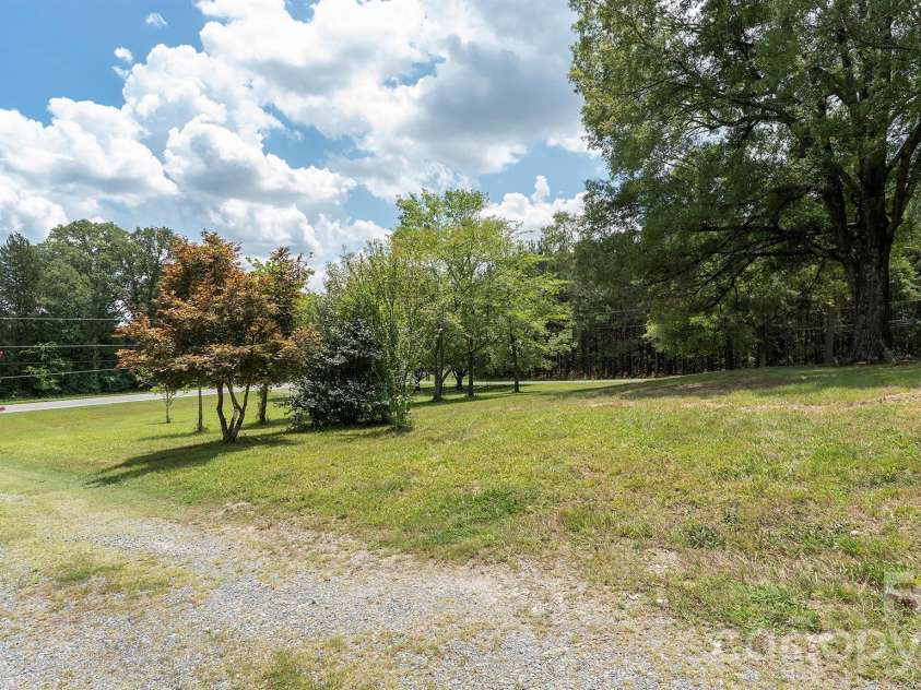 11430 Highway 601 Highway, Midland, NC 28107.  MLS# CAR4417517, YatesRealty ID 46422. 