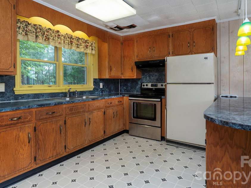 11430 Highway 601 Highway, Midland, NC 28107.  MLS# CAR4417517, YatesRealty ID 46422. 