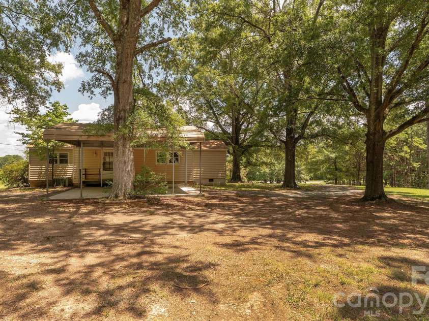11430 Highway 601 Highway, Midland, NC 28107.  MLS# CAR4417517, YatesRealty ID 46422. 