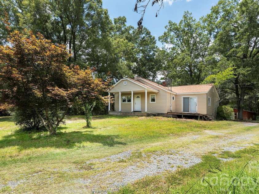 11430 Highway 601 Highway, Midland, NC 28107.  MLS# CAR4417517, YatesRealty ID 46422. Front of Property