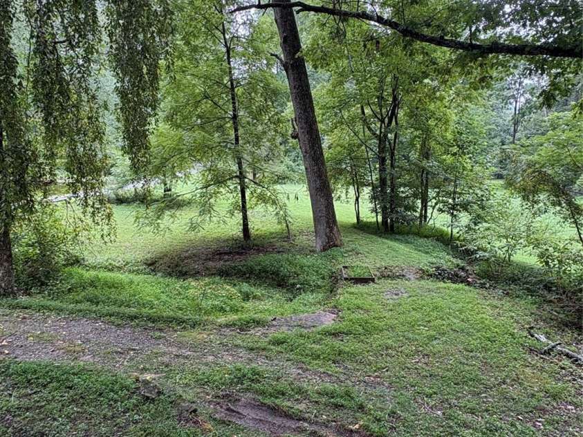 912 Halstead Boulevard, Hendersonville, NC 28791.  MLS# CAR4407762, YatesRealty ID 46423. Amazing Property!