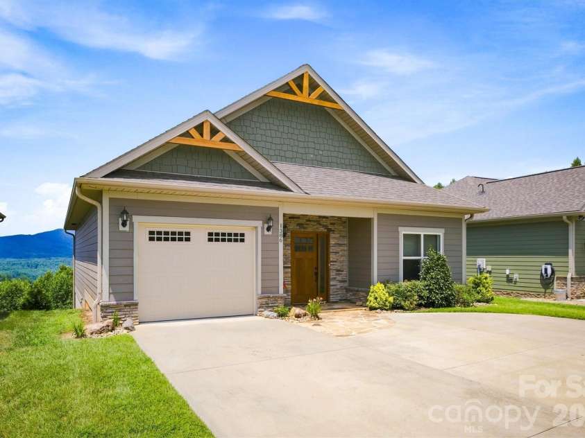 1386 River Club Ridge, Lenoir, NC 28645.  MLS# CAR4417459, YatesRealty ID 46424. 