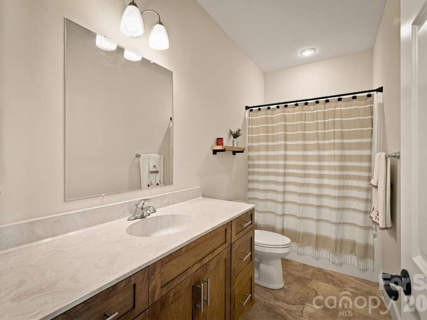 1386 River Club Ridge, Lenoir, NC 28645.  MLS# CAR4417459, YatesRealty ID 46424. 