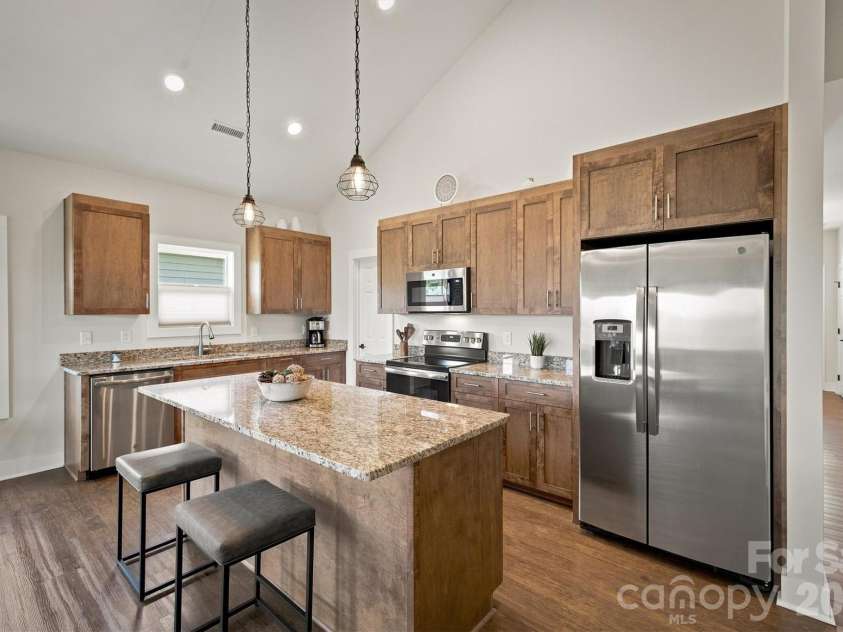1386 River Club Ridge, Lenoir, NC 28645.  MLS# CAR4417459, YatesRealty ID 46424. 