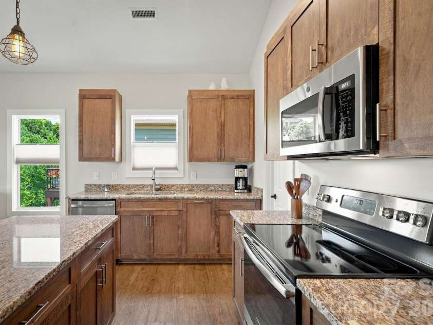 1386 River Club Ridge, Lenoir, NC 28645.  MLS# CAR4417459, YatesRealty ID 46424. 