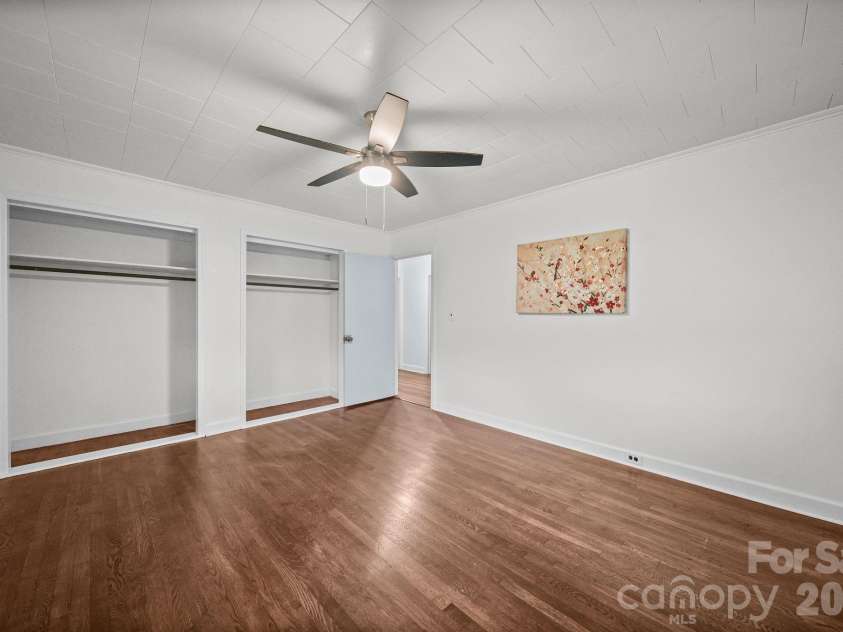 208 Clancy Street, Salisbury, NC 28147.  MLS# CAR4416919, YatesRealty ID 46425. 