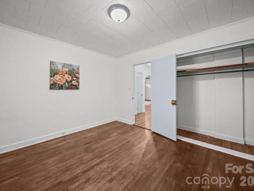 208 Clancy Street, Salisbury, NC 28147.  MLS# CAR4416919, YatesRealty ID 46425. 