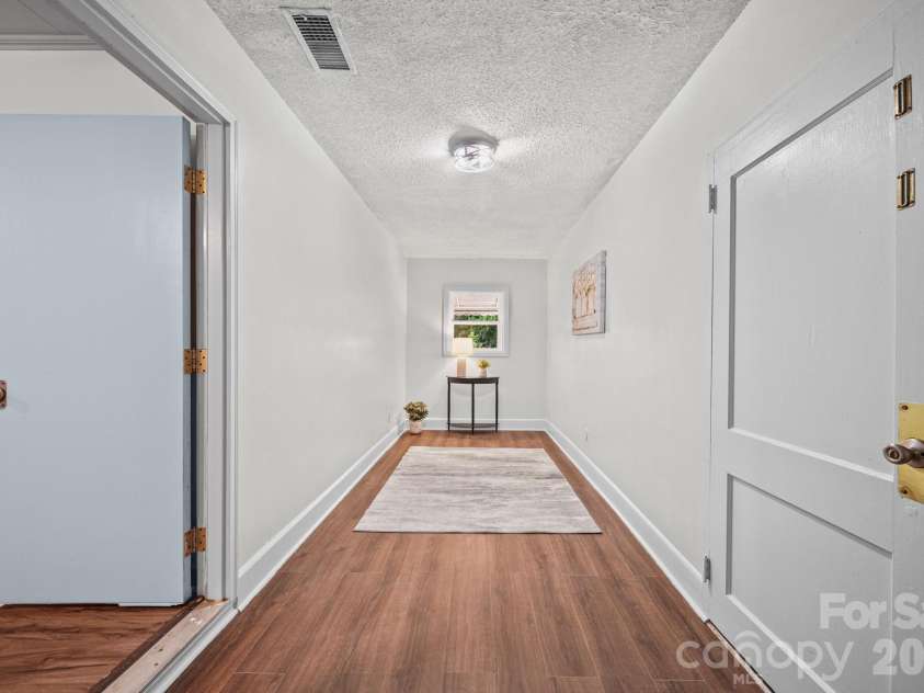 208 Clancy Street, Salisbury, NC 28147.  MLS# CAR4416919, YatesRealty ID 46425. 
