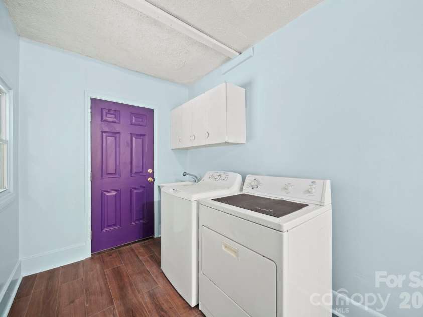 208 Clancy Street, Salisbury, NC 28147.  MLS# CAR4416919, YatesRealty ID 46425. 