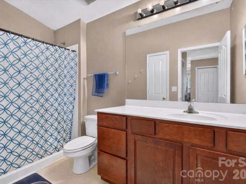11232 Hyde Pointe Court, Charlotte, NC 28262.  MLS# CAR4417529, YatesRealty ID 46426. 