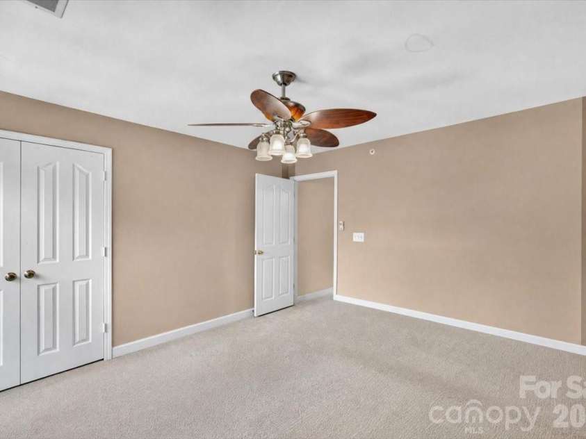 11232 Hyde Pointe Court, Charlotte, NC 28262.  MLS# CAR4417529, YatesRealty ID 46426. 