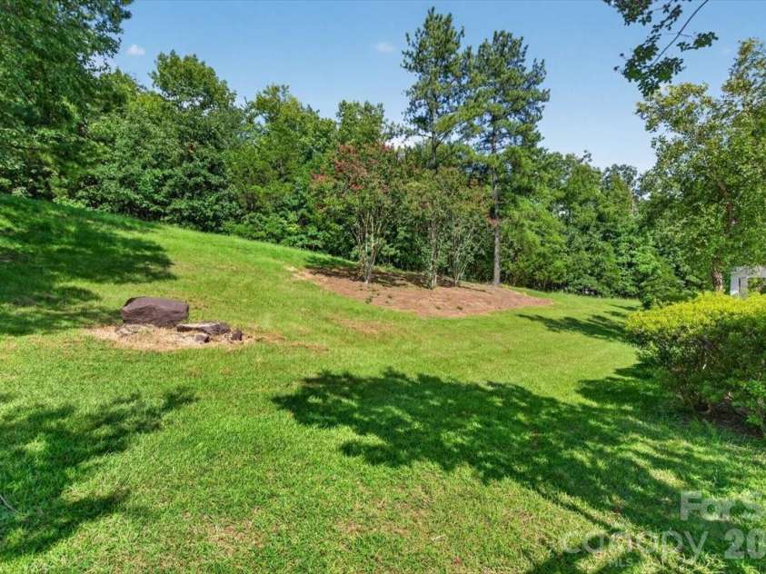 11232 Hyde Pointe Court, Charlotte, NC 28262.  MLS# CAR4417529, YatesRealty ID 46426. 