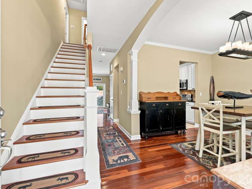 8124 Village Harbor Drive, Cornelius, NC 28031.  MLS# CAR4416771, YatesRealty ID 46428. 