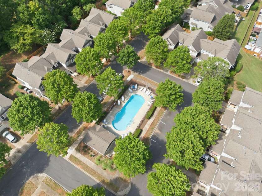 8124 Village Harbor Drive, Cornelius, NC 28031.  MLS# CAR4416771, YatesRealty ID 46428. 