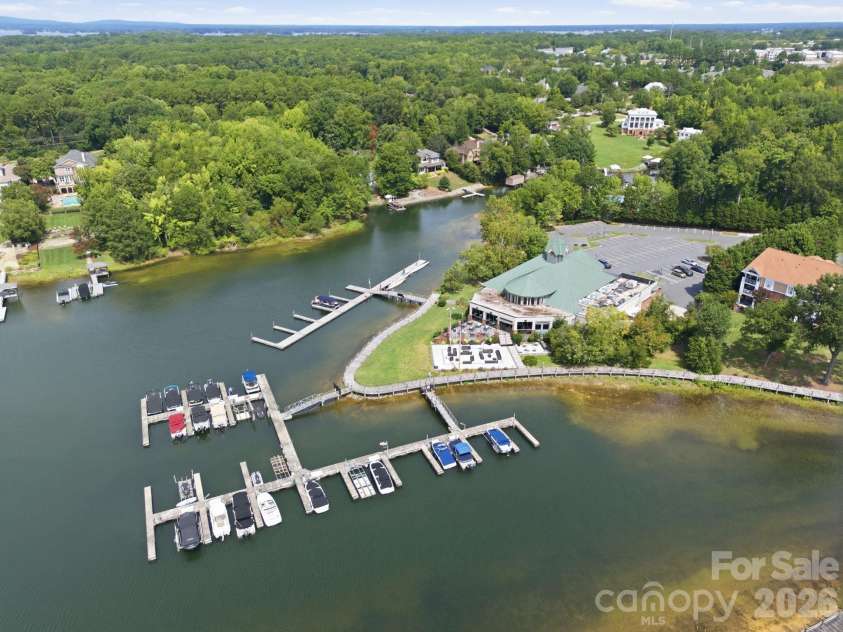 8124 Village Harbor Drive, Cornelius, NC 28031.  MLS# CAR4416771, YatesRealty ID 46428. 