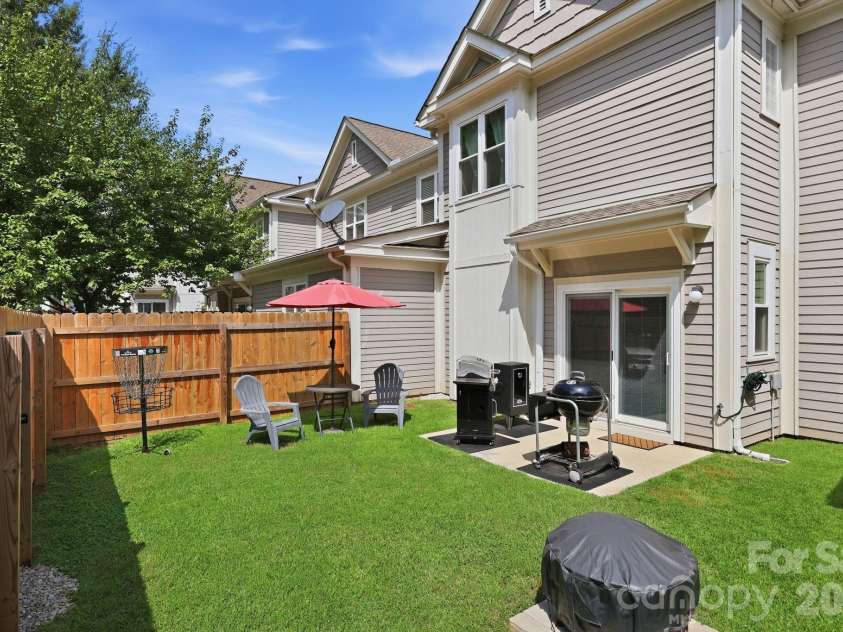 8124 Village Harbor Drive, Cornelius, NC 28031.  MLS# CAR4416771, YatesRealty ID 46428. 