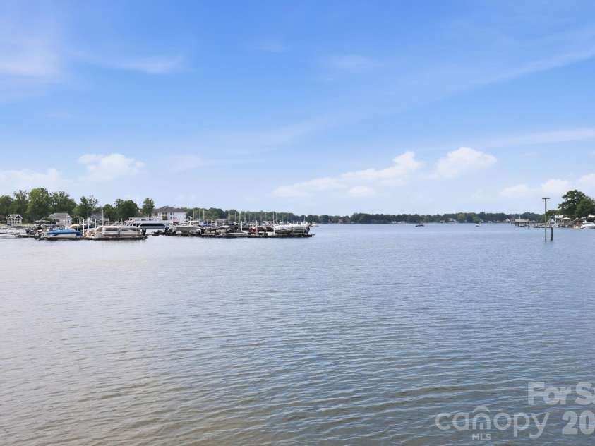 8124 Village Harbor Drive, Cornelius, NC 28031.  MLS# CAR4416771, YatesRealty ID 46428. 