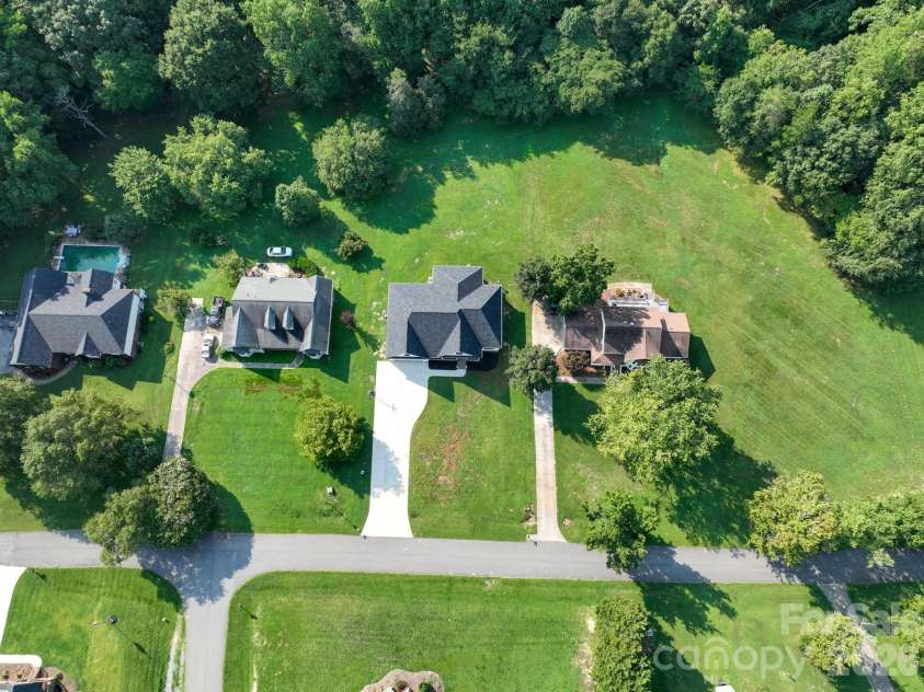 3012 Cedar Point Drive, Shelby, NC 28150.  MLS# CAR4417265, YatesRealty ID 46429. 